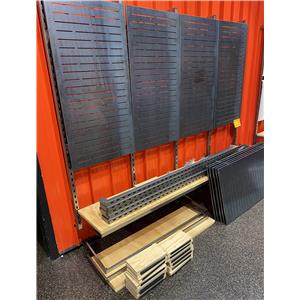 Lot 24

Display Bay - Steel Slat Walls - With Shelves